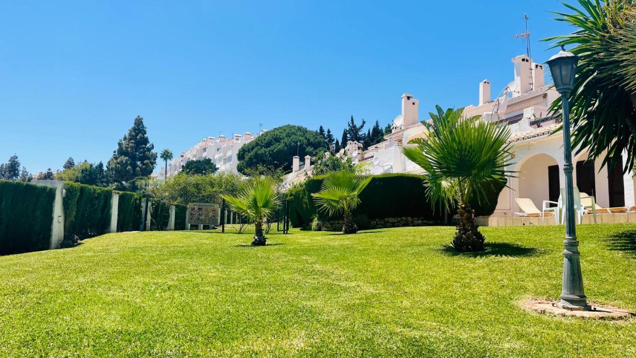 Modern Garden Apartment With A Fantastic Sea View And A Private Garden Sitio de Calahonda Exterior photo