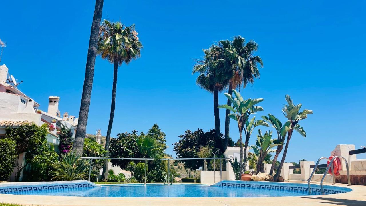 Modern Garden Apartment With A Fantastic Sea View And A Private Garden Sitio de Calahonda Exterior photo